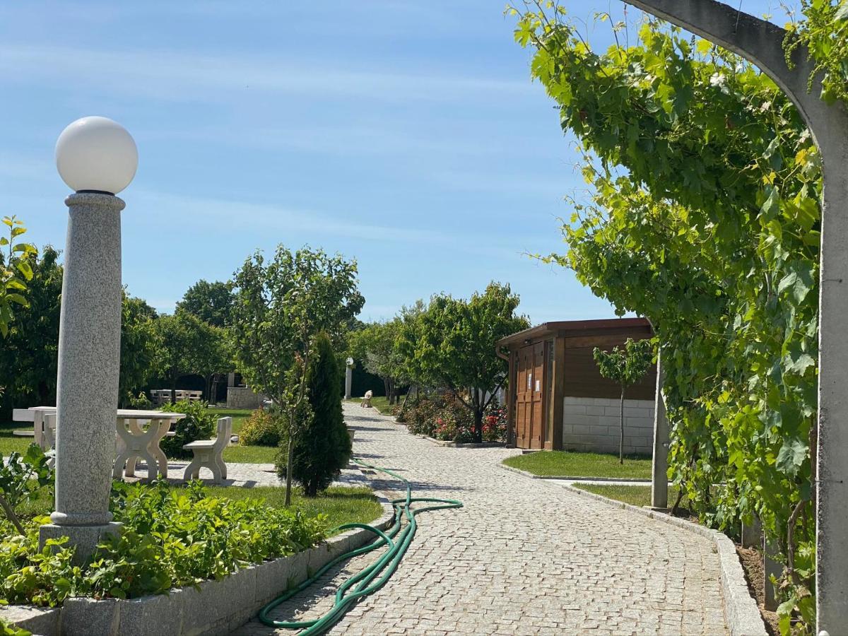 Gites Des Sablons Chatillon-sur-Marne Exterior photo